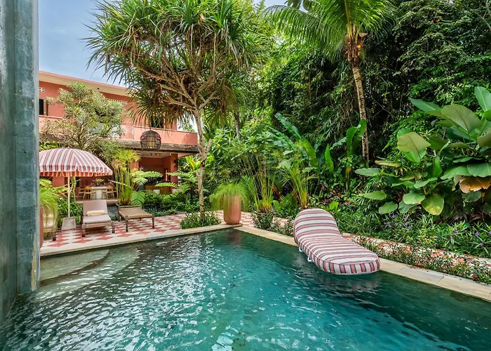 Villa Kembar *