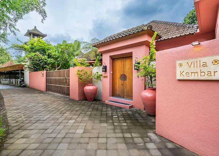 Villa Kembar